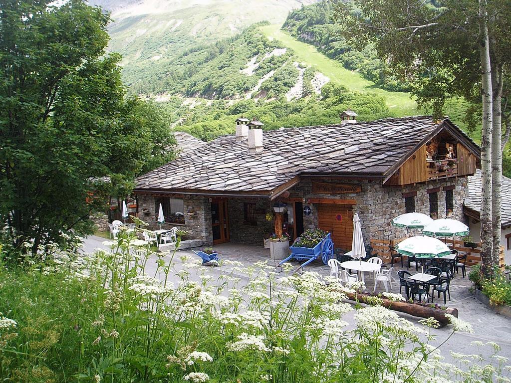Hotel A La Pastourelle Bonneval-sur-Arc Exterior foto